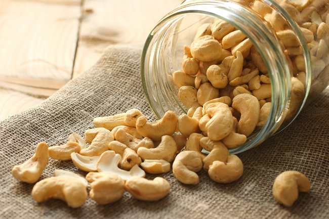 Cashew Nuts: Benefits and How to Use In The Kitchen
